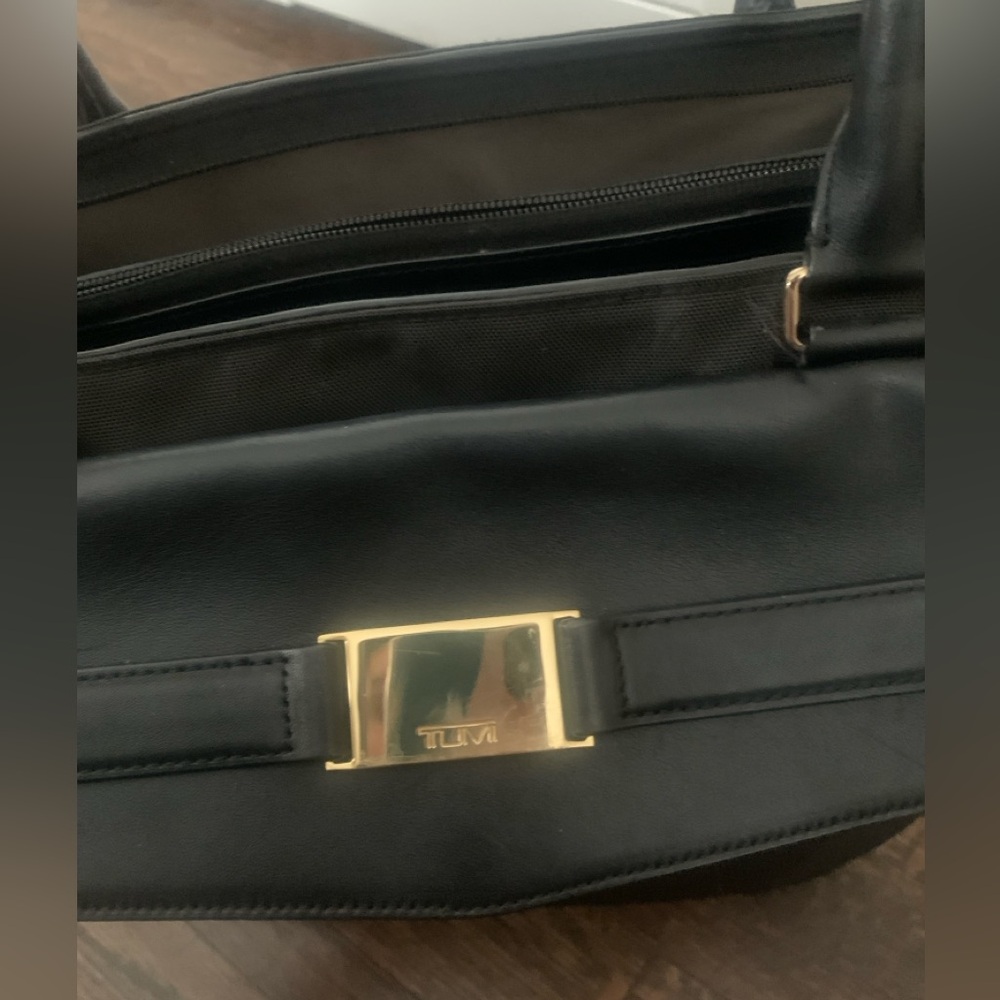 Tumi Tote Bag - Picture 5 of 5